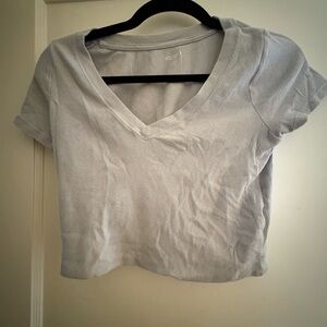 Hollister Women's Light Gray V-Neck Crop Top